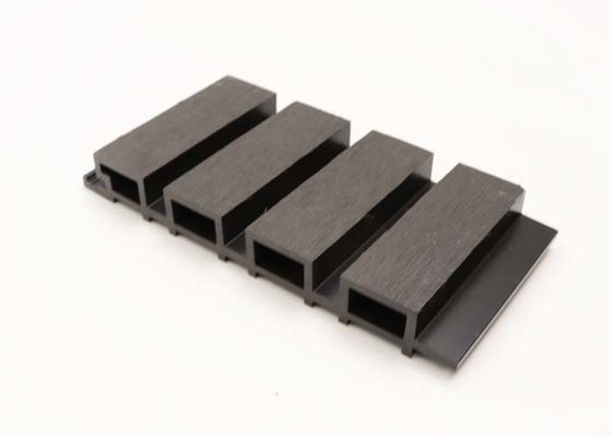 panneau de mur extérieur extérieur du revêtement WPC de mur de 219x26mm WPC 2.8m