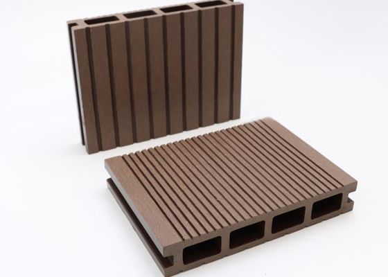 Tuiles composées en plastique de Decking de WPC en bois extérieur imperméable de Decking