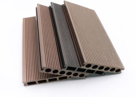 Panneau de plate-forme composé en plastique du plancher WPC de WPC en bois extérieur de Decking