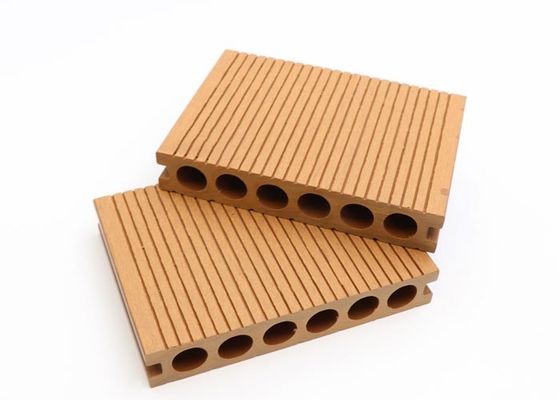 Conseil composé de Decking WPC de Co de cavité extérieure de Decking de l'extrusion