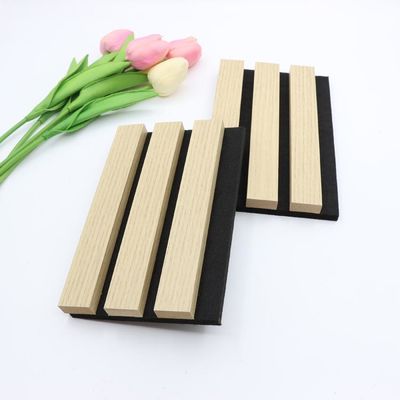 Panneaux muraux acoustiques en fibre de polyester Wpc Placage en bois écologique