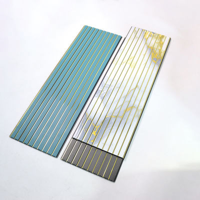 Panneau de plafond en PVC pour la décoration de la maison moderne en tant que panneau mural 3D Texture Panneau mural en PVC pour le salon Chambre à coucher