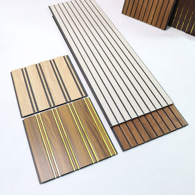 Panneau de plafond en PVC pour la décoration de la maison moderne en tant que panneau mural 3D Texture Panneau mural en PVC pour le salon Chambre à coucher