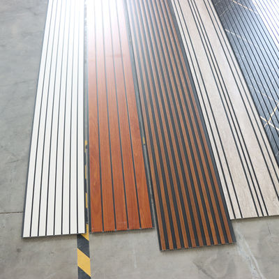 Panneau de plafond en PVC de qualité commerciale pour mur, étanche à l'eau et à l'humidité, panneau mural en PVC pour magasin, hôtel, restaurant