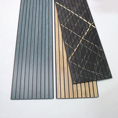 Panneau de plafond en PVC facile à installer pour mur - Solution simple pour panneaux muraux - Gain de temps et de main-d'œuvre - Faible coût d'installation - Panneau mural