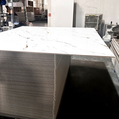 Panneau mural de douche en PVC imperméable de qualité supérieure pour le revêtement mural des zones humides