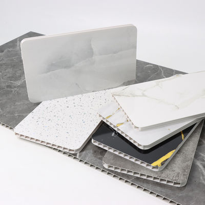 Panneaux muraux de salle de bain en PVC à surface texturée, antidérapants et résistants aux rayures