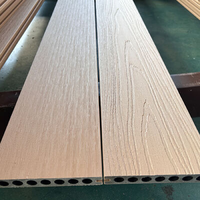 Système de panneaux muraux extérieurs en WPC composite en bois plastique imperméable à l'eau pour revêtements muraux extérieurs