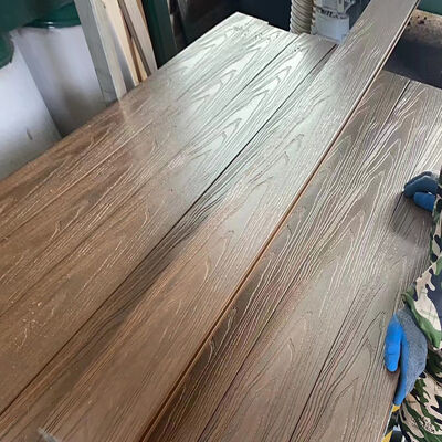 Plancher extérieur en WPC résistant aux intempéries