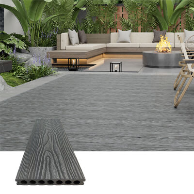 Plancher en WPC extérieur durable. Plancher composite imperméable à l'eau à structure creuse pour le jardin et le paysage