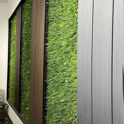 Décoration extérieure de bâtiment de panneaux de mur acoustiques de Wpc d'entretien faible de languette et de cannelure