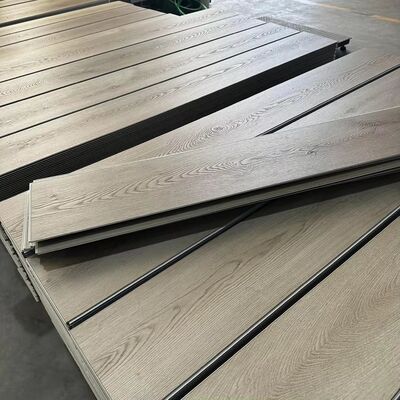 Plancher de vinyle Spc de luxe de haute qualité, revêtement de sol Spc brillant Piso Flotante