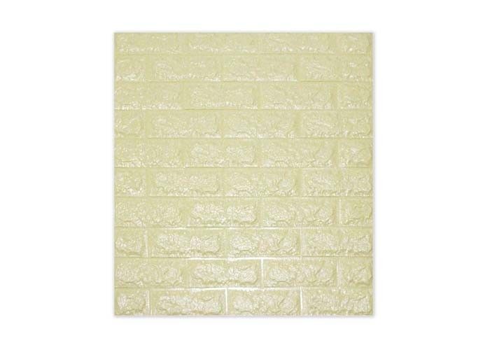 Papier peint auto-adhésif de mousse de PE pour l'autocollant de mur de peau et de bâton de salon