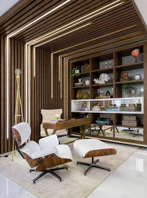 Les grains en bois en bois ont stratifié le panneau de mur intérieur de WPC pour la décoration d'intérieur