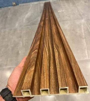 Composé en plastique de Wpc de décoration de mur intérieur de mur en bois décoratif d'intérieur de panneau