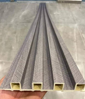 Composé en plastique de Wpc de décoration de mur intérieur de mur en bois décoratif d'intérieur de panneau