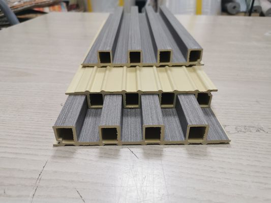 panneau de mur intérieur de 160x24mm WPC