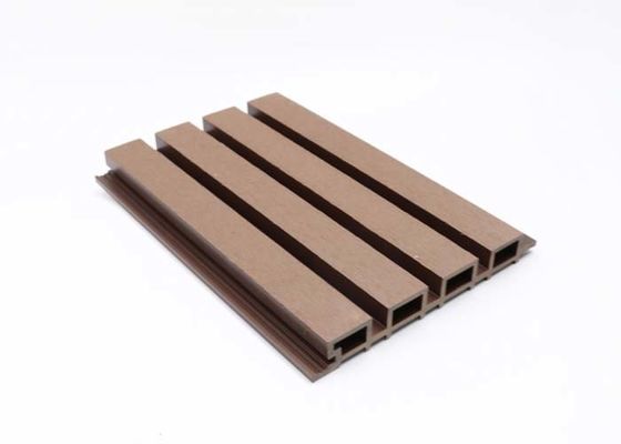 Revêtement extérieur 26mm extérieur composé en plastique de mur du panneau de mur en bois WPC WPC