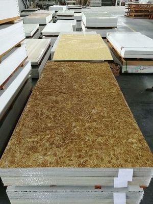 Feuille de marbre UV décorative intérieure alternative de marbre 1220x2800x3mm de PVC