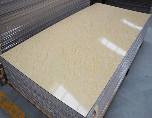 Feuille de marbre UV décorative intérieure alternative de marbre 1220x2800x3mm de PVC