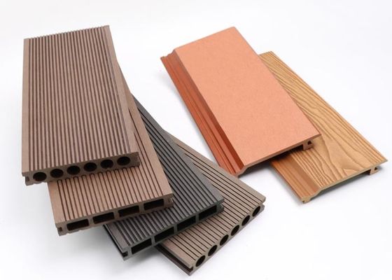 Plancher extérieur solide de Wpc de conseil composé de plastique en bois de Decking de WPC