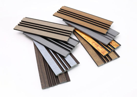 La couleur en bois Arabie Saoudite a tuyauté le panneau de mur intérieur de picoseconde pour la décoration intérieure