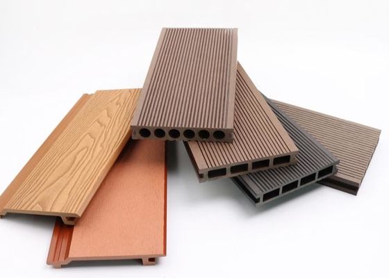 Panneaux de plate-forme composés en plastique en bois extérieurs de texture de Decking en bois du plancher WPC
