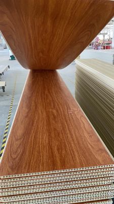 En stratifié décoratif PVC en bois panneau de plafond l'intérieur en plastique de panneau de mur de 25cm
