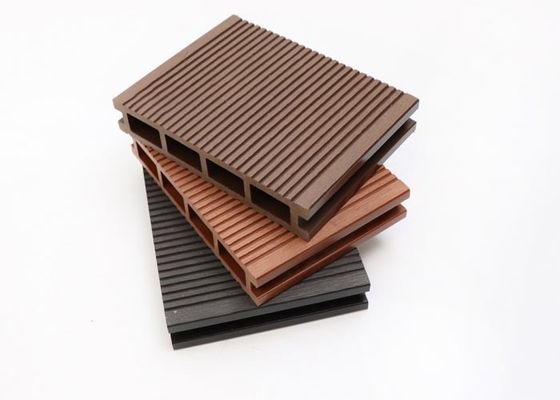 3d a gravé le plancher en refief composé en plastique en bois extérieur de grain de Decking en bois de Wpc