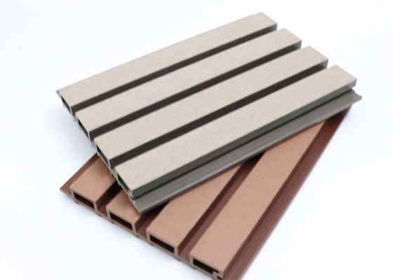 Panneaux de mur composés en plastique en bois extérieurs d'extérieur de revêtement de décoration du panneau de mur 26mm