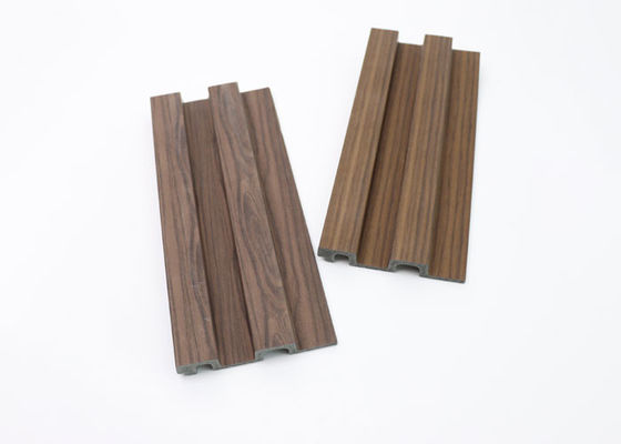 le panneau de mur de polystyrène d'épaisseur de 12mm a stratifié Garin Color en bois