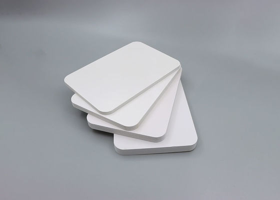 blanc de panneau de mousse en plastique de PVC de 1220x2440mm feuille décorative de 1mm - de 30mm