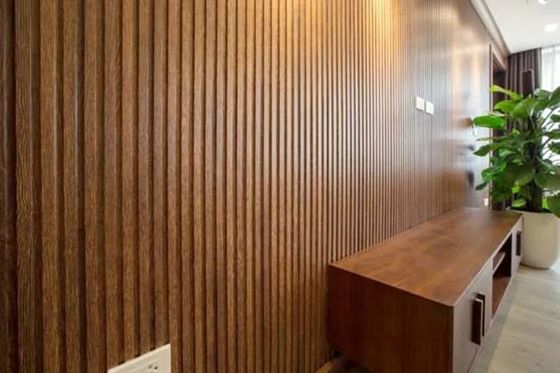 Les panneaux de mur intérieurs enduits UV stratifiés de PVC l'isolation thermique