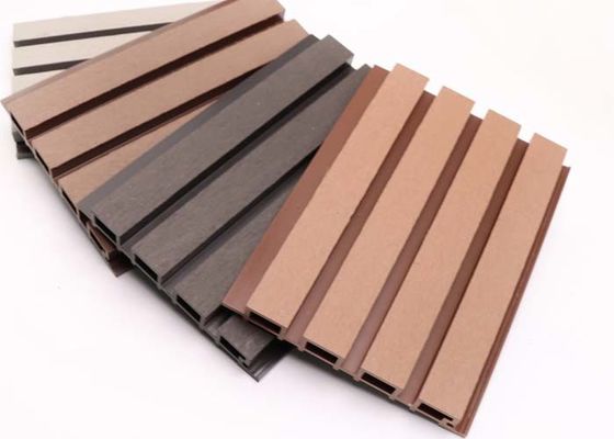 Matériel extérieur de décoration de couleurs du HDPE 219x26mm WPC de revêtement multiple de mur