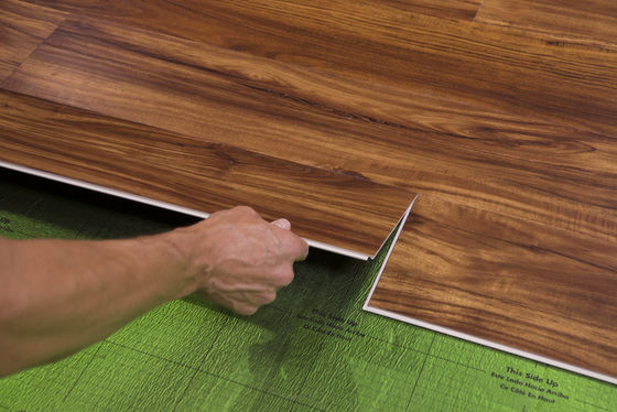 Carrelages en plastique de 5mm SPC du plancher 4mm SPC de plancher imperméable de clic