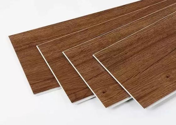 Le clic de verrouillage stratifié le PVC du plastique SPC parquetant la résistance à l'usure imperméable