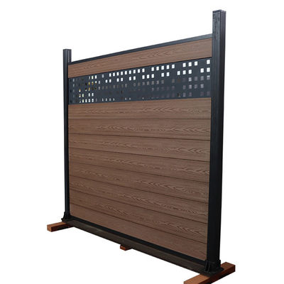barrière Panels Embossed Co - panneaux à la maison extérieurs de 1.8m x de 1.8m Wpc d'extrusion