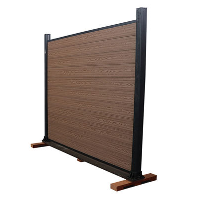 Vinyle composé 1.8m décoratif x 1.8m de Panels Plastic Wood de Wpc de barrière extérieure d'intimité pas