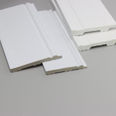 Plinthe blanche 2.9m de polystyrène de conseil de bordage de mur d'OEM picoseconde