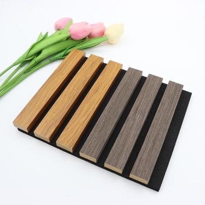 Panneaux muraux acoustiques en fibre de polyester Wpc Placage en bois écologique