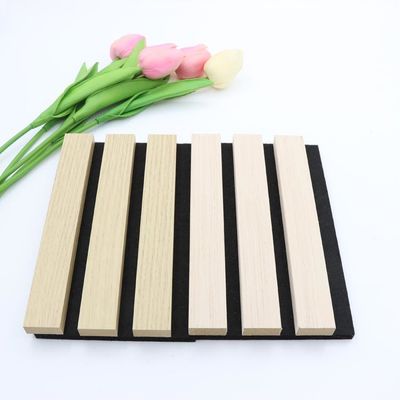 Panneaux muraux acoustiques en fibre de bois à lamelles 3mm insonorisés