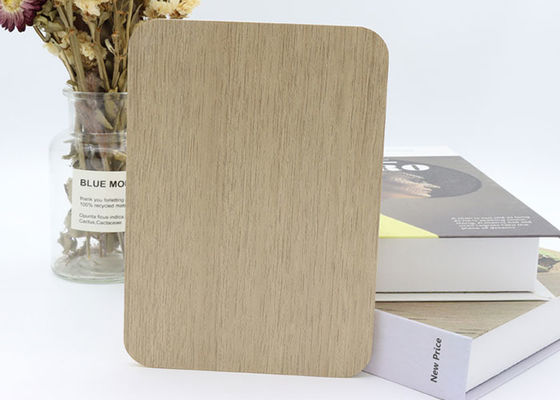 le plastique de haute densité de panneau de mousse de PVC de 1220x2440mm couvre le matériau de construction