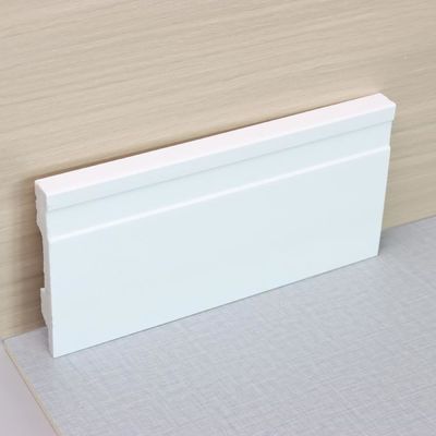 Plinthe blanche 2.9m de polystyrène de conseil de bordage de mur d'OEM picoseconde
