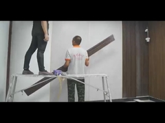 Panneau mural en bois Pvc Wpc à grain de bois Panneaux muraux cannelés Panneau mural Wpc 3d